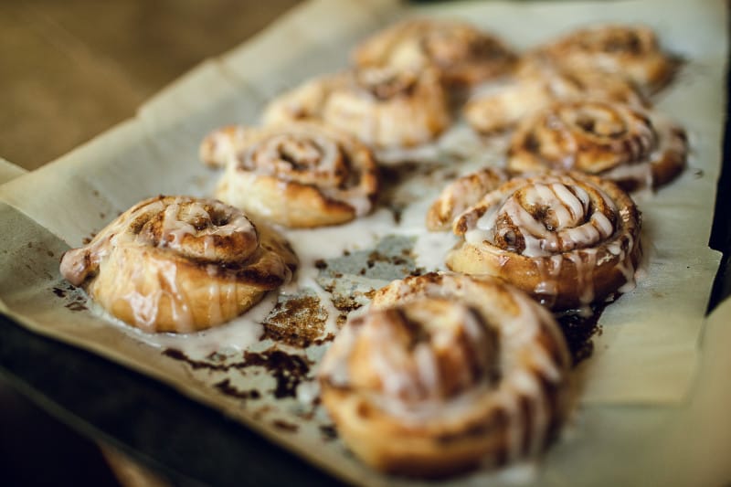 Garlands of Grace Blog Cinnamon Rolls.jpg-1