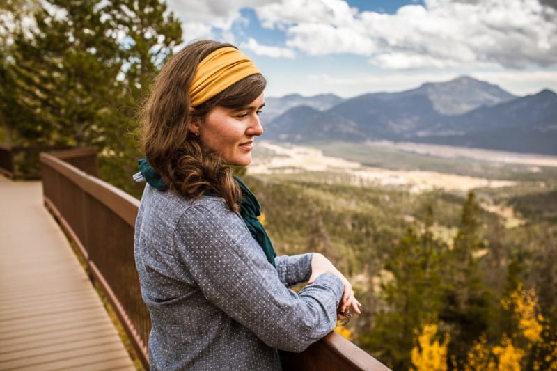 Garlands of Grace Gold Stretch Cecily -1