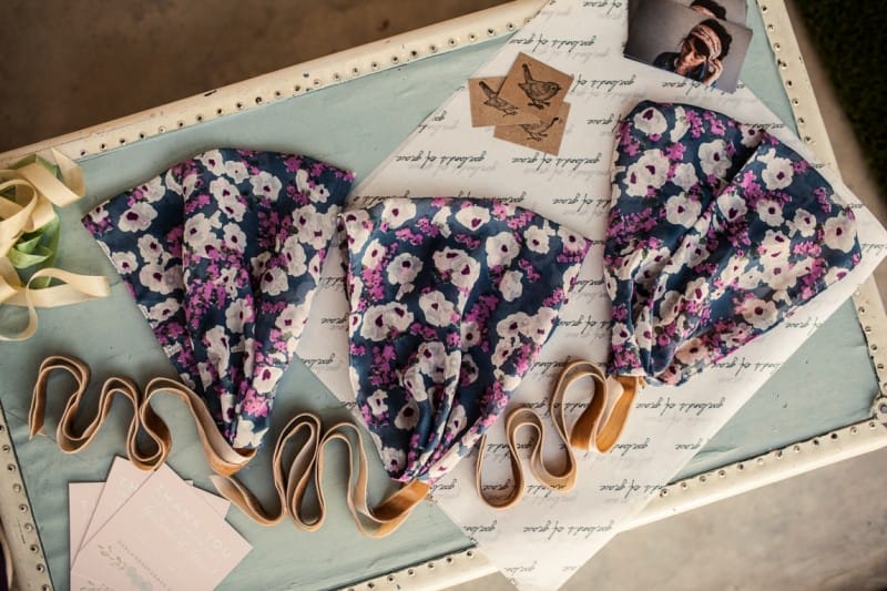 Garlands of grace pr 3.24