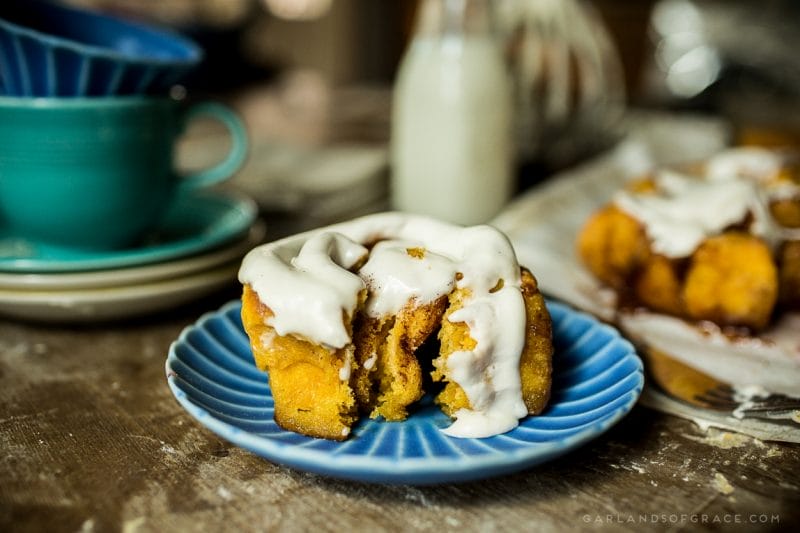 gog-pumpkin-spice-cinnamon-rolls-18