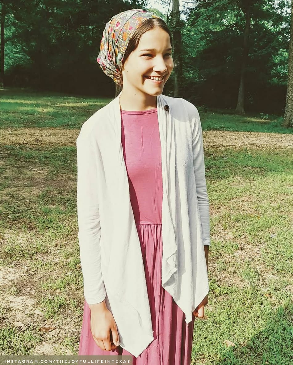 Modest fashion and headcoverings for christian women