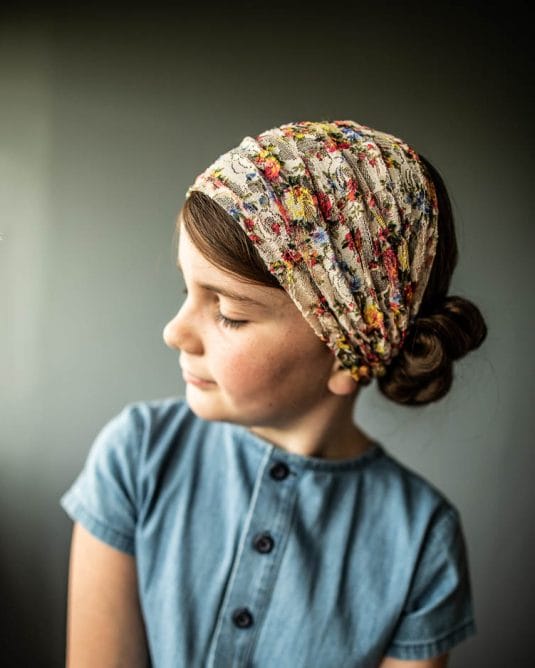 Cecily’s Stretch Lace Headcovering for Girls