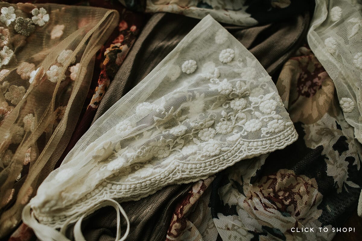 Elegant Wedding Veil Style Lace Headcovering, Headband